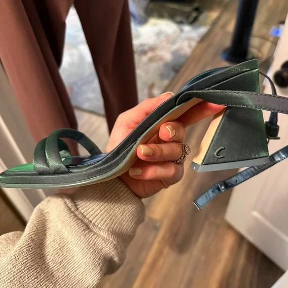 Sam Edelman Green Strappy Heels - Picture 4 of 7